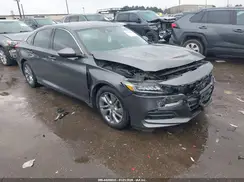 1HGCV1F15JA177578 2018 HONDA ACCORD