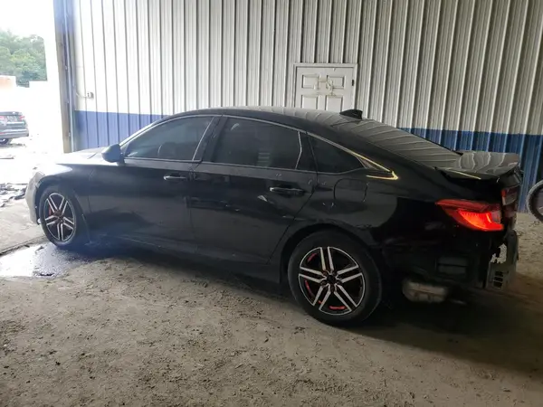 1HGCV1F15JA179704 2018 HONDA ACCORD - Image 2