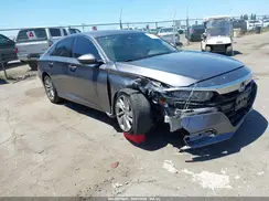 1HGCV1F15JA196390 2018 HONDA ACCORD