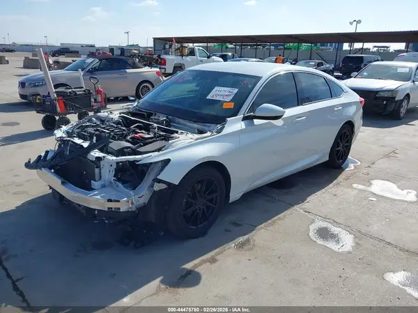 1HGCV1F15JA220798 2018 HONDA ACCORD - Image 2