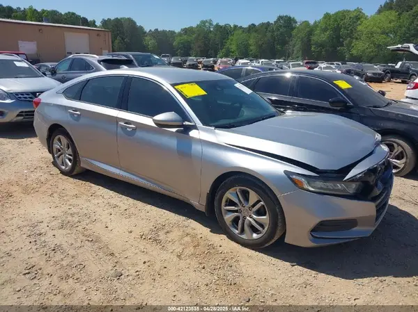 1HGCV1F15JA245667 2018 HONDA ACCORD - Image 1