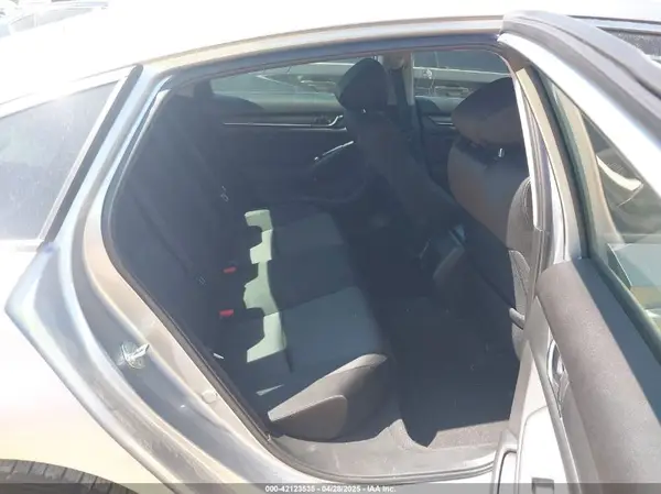 1HGCV1F15JA245667 2018 HONDA ACCORD - Image 8