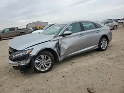 1HGCV1F15JA264705 2018 HONDA ACCORD