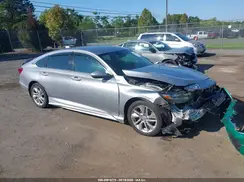 1HGCV1F15KA010929 2019 HONDA ACCORD