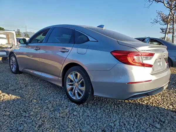 1HGCV1F15KA078678 2019 HONDA ACCORD - Image 2