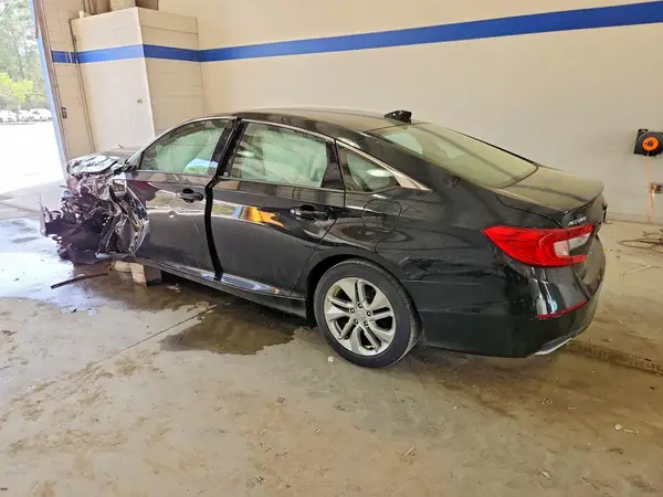 1HGCV1F15KA122047 2019 HONDA ACCORD - Image 2