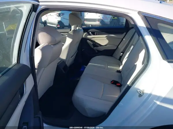 1HGCV1F15KA125157 2019 HONDA ACCORD - Image 8