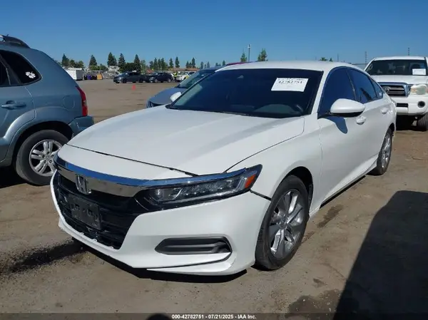 1HGCV1F15KA134795 2019 HONDA ACCORD - Image 2