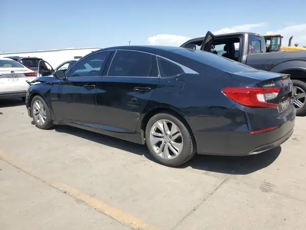 1HGCV1F15KA136319 2019 HONDA ACCORD - Image 2