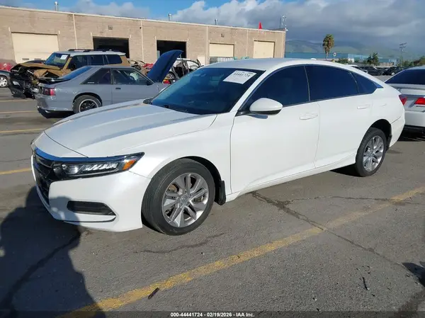 1HGCV1F15LA017980 2020 HONDA ACCORD - Image 2