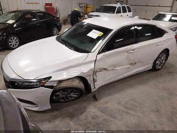 1HGCV1F15LA123670 2020 HONDA ACCORD - Image 2