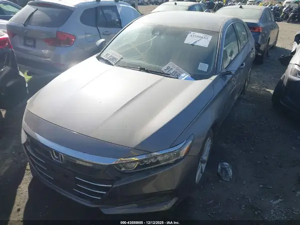 1HGCV1F15MA116445 2021 HONDA ACCORD - Image 2