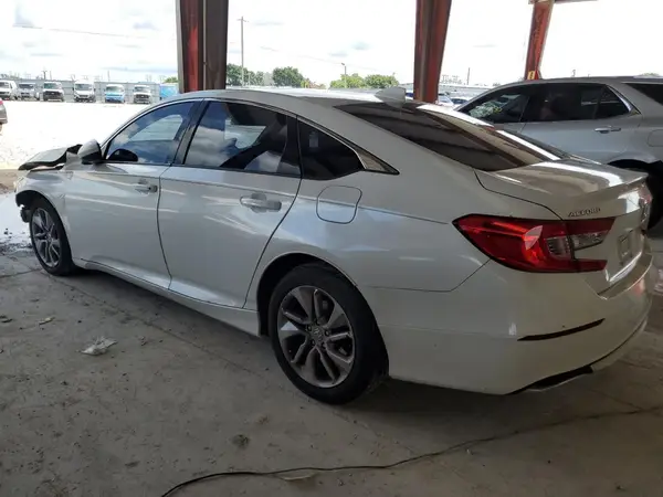1HGCV1F16JA004863 2018 HONDA ACCORD - Image 2