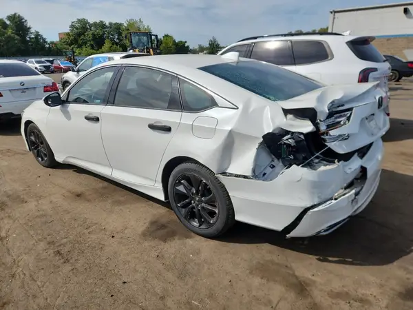 1HGCV1F16JA045946 2018 HONDA ACCORD - Image 2