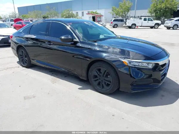 1HGCV1F16JA053464 2018 HONDA ACCORD - Image 1