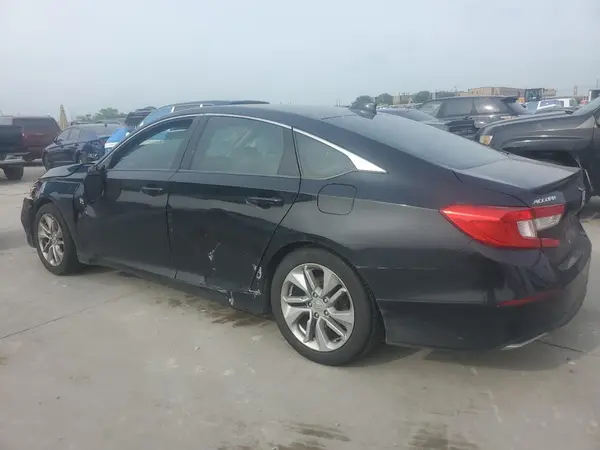 1HGCV1F16JA057062 2018 HONDA ACCORD - Image 2