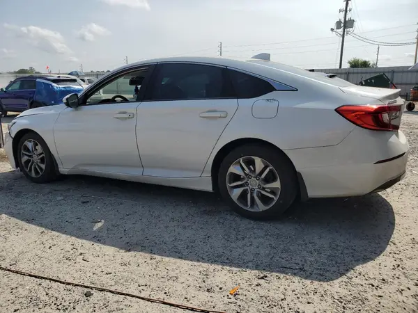 1HGCV1F16JA067588 2018 HONDA ACCORD - Image 2