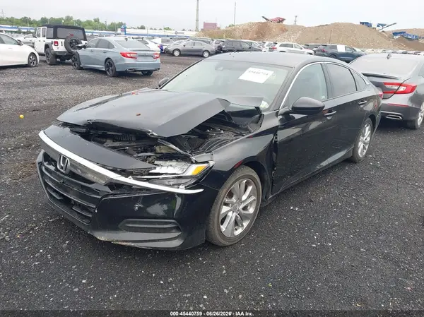 1HGCV1F16JA070412 2018 HONDA ACCORD - Image 2