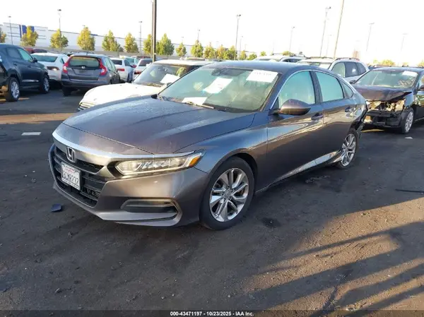 1HGCV1F16JA130107 2018 HONDA ACCORD - Image 2
