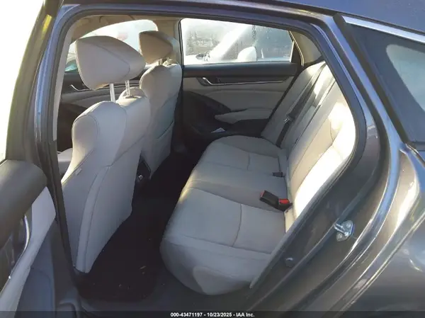 1HGCV1F16JA130107 2018 HONDA ACCORD - Image 8