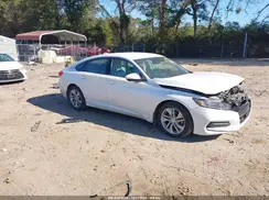 1HGCV1F16JA130639 2018 HONDA ACCORD