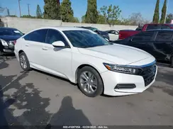 1HGCV1F16JA136084 2018 HONDA ACCORD
