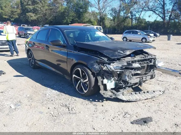 1HGCV1F16JA158652 2018 HONDA ACCORD - Image 1