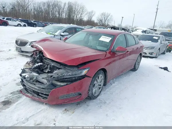 1HGCV1F16JA173023 2018 HONDA ACCORD - Image 2
