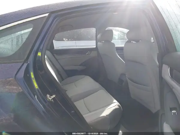 1HGCV1F16JA180750 2018 HONDA ACCORD - Image 8