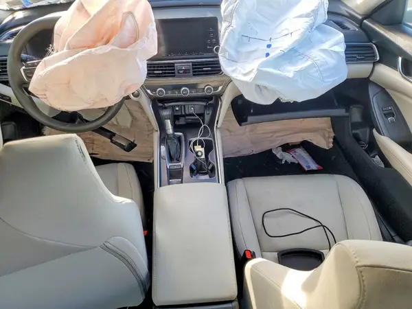 1HGCV1F16JA180845 2018 HONDA ACCORD - Image 8