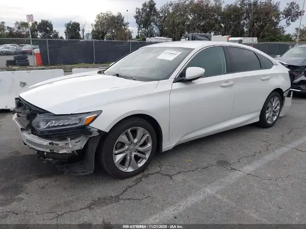 1HGCV1F16JA190596 2018 HONDA ACCORD - Image 2