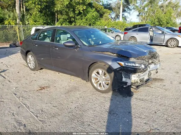 1HGCV1F16JA196446 2018 HONDA ACCORD - Image 1