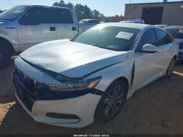 1HGCV1F16JA243023 2018 HONDA ACCORD - Image 2