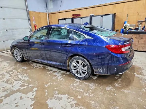 1HGCV1F16JA243426 2018 HONDA ACCORD - Image 2
