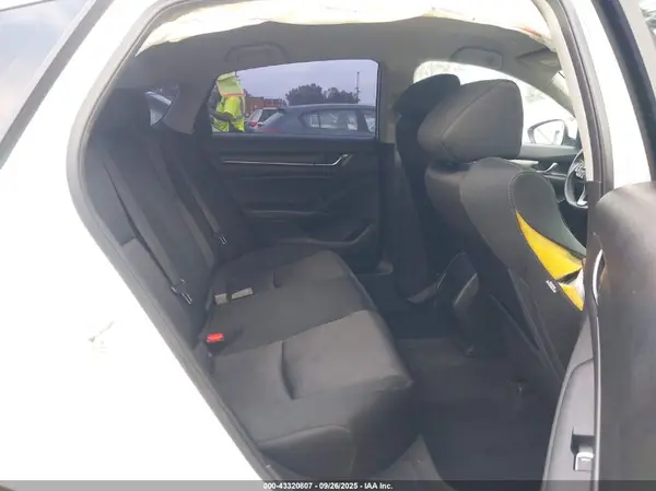 1HGCV1F16JA261442 2018 HONDA ACCORD - Image 8