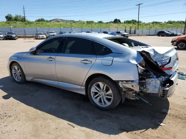 1HGCV1F16JA267371 2018 HONDA ACCORD - Image 2