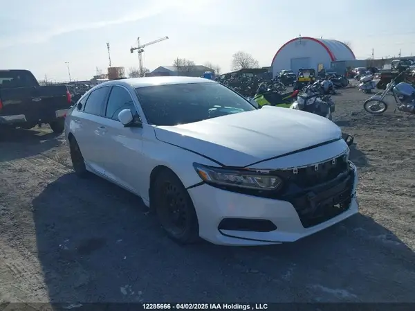 1HGCV1F16JA810783 2018 HONDA ACCORD - Image 1