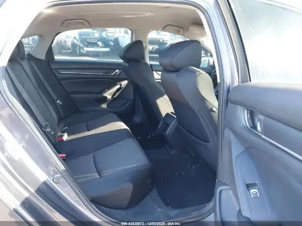 1HGCV1F16KA053823 2019 HONDA ACCORD - Image 8