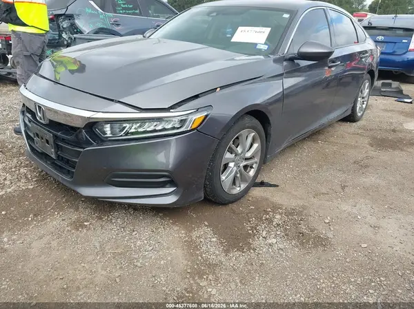 1HGCV1F16KA083582 2019 HONDA ACCORD - Image 2