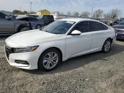 1HGCV1F16KA088832 2019 HONDA ACCORD
