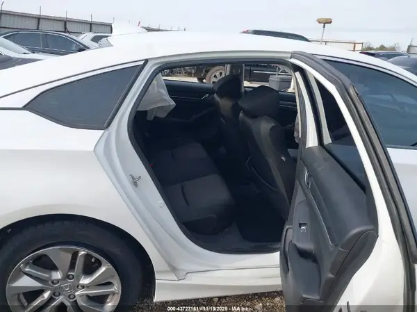 1HGCV1F16KA098762 2019 HONDA ACCORD - Image 8
