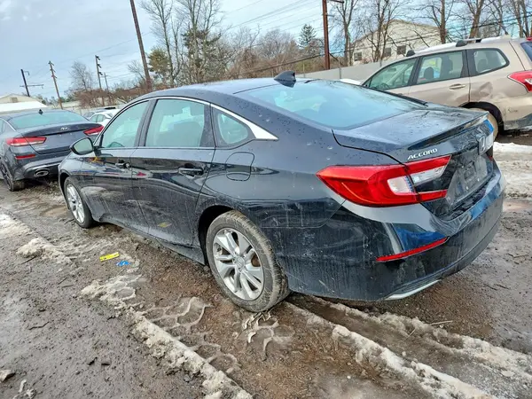 1HGCV1F16KA108707 2019 HONDA ACCORD - Image 2