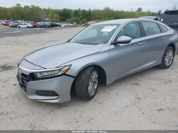 1HGCV1F16KA111378 2019 HONDA ACCORD - Image 2
