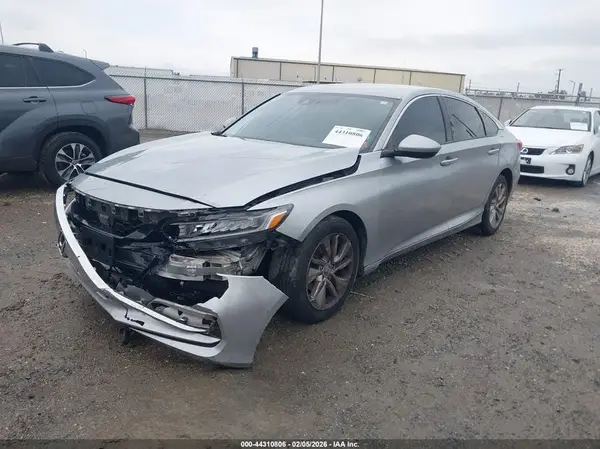 1HGCV1F16KA119352 2019 HONDA ACCORD - Image 2