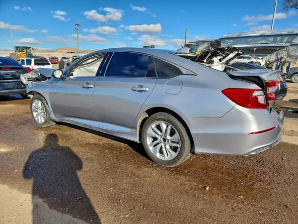 1HGCV1F16KA139214 2019 HONDA ACCORD - Image 2