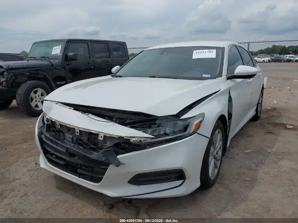 1HGCV1F16KA150830 2019 HONDA ACCORD - Image 2