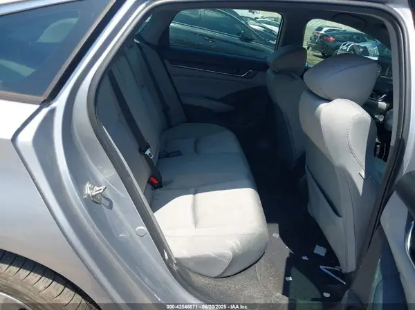 1HGCV1F16KA161245 2019 HONDA ACCORD - Image 8