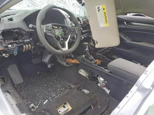 1HGCV1F16KA167255 2019 HONDA ACCORD - Image 8