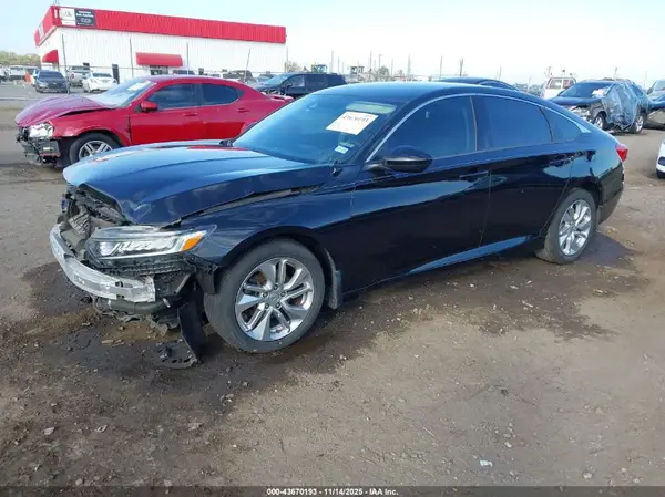 1HGCV1F16KA172472 2019 HONDA ACCORD - Image 2