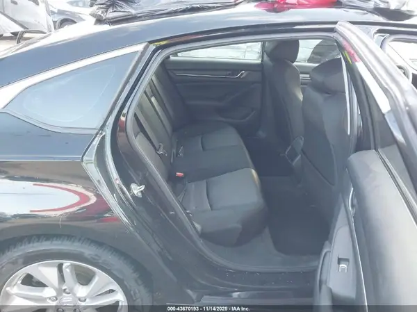 1HGCV1F16KA172472 2019 HONDA ACCORD - Image 8